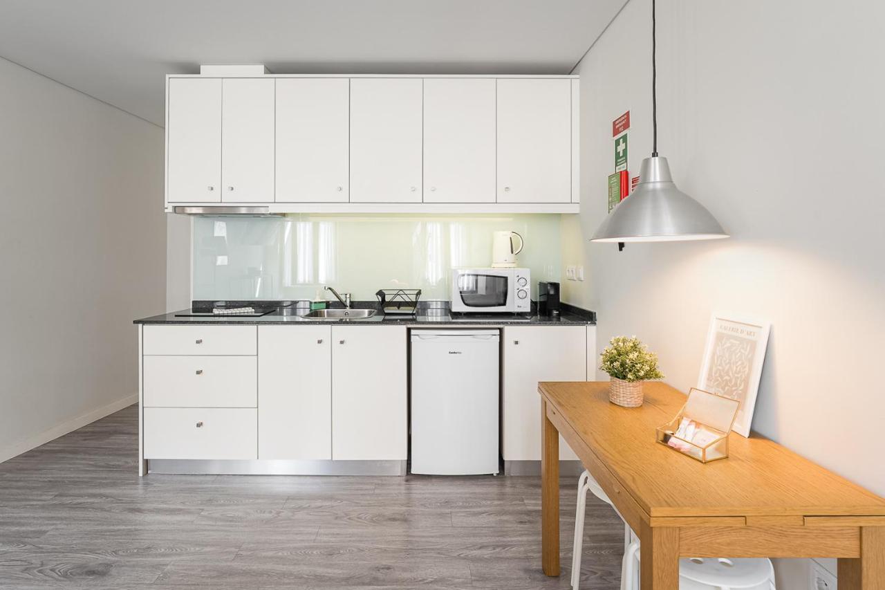 General Torres Apartments Вила-Нова-ди-Гая Экстерьер фото